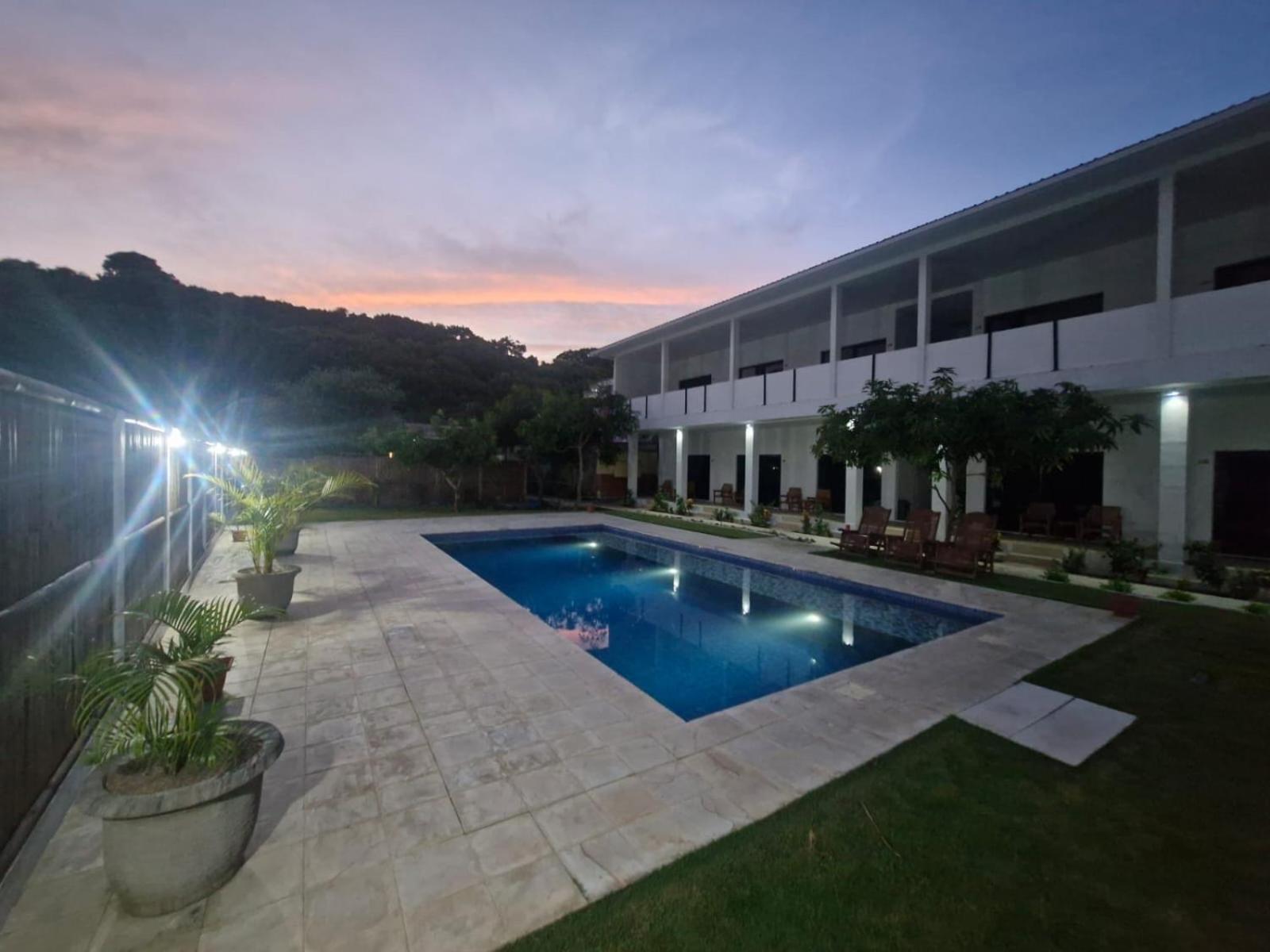 Satu Hati Hotel Ekas Exterior photo